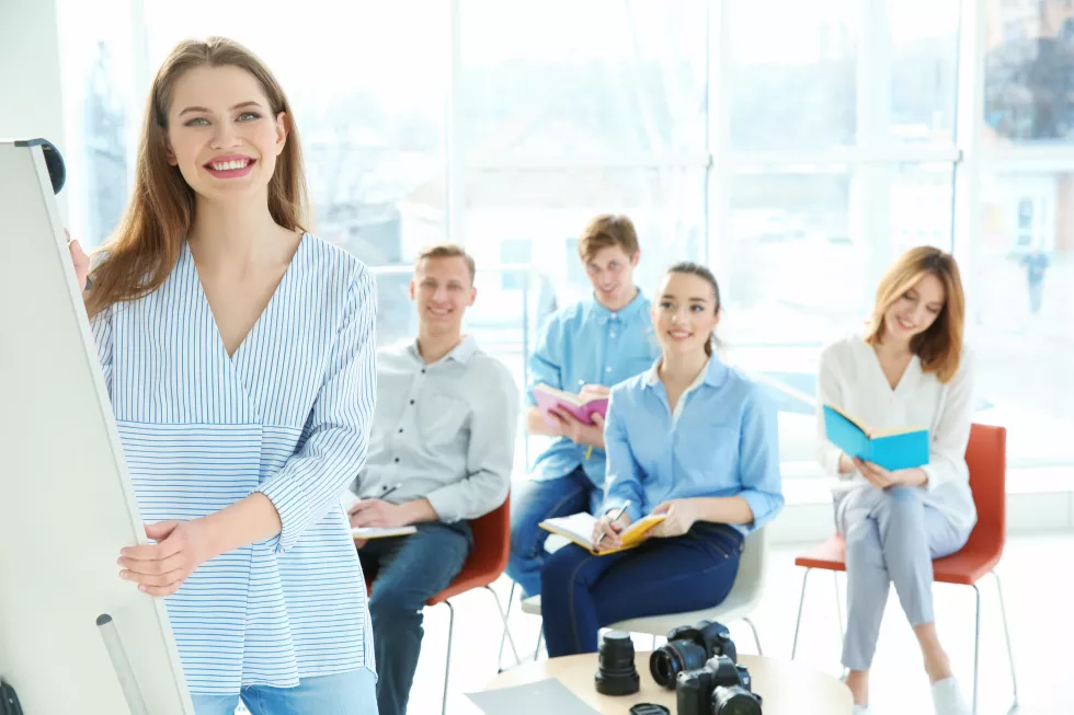 group-students-with-instructor-photography-classes