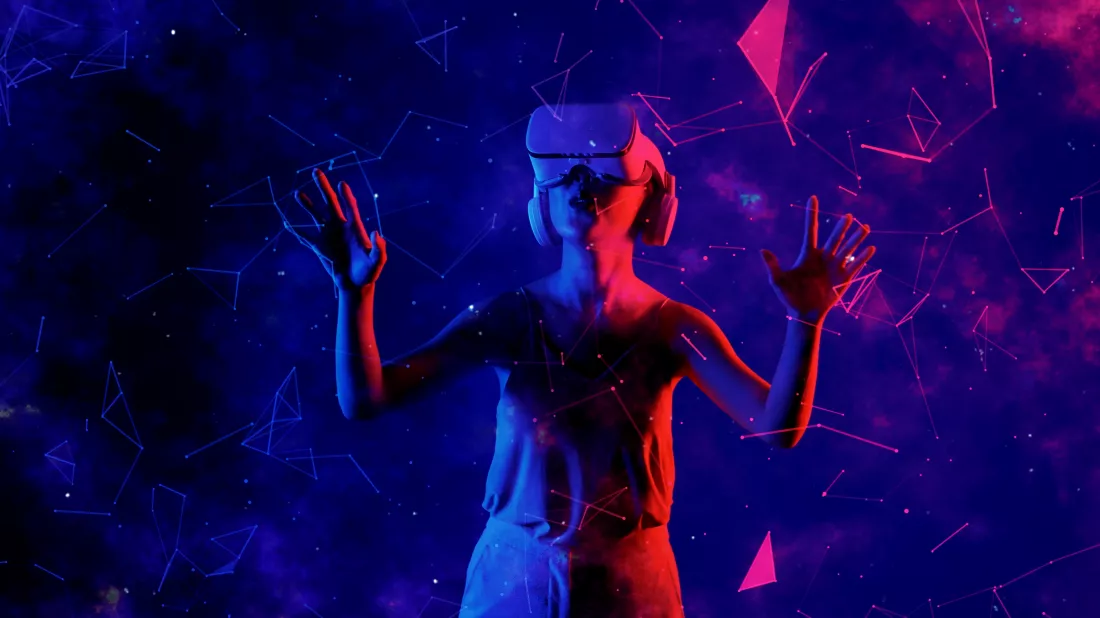 Człowiek w cyberprzestrzeniv