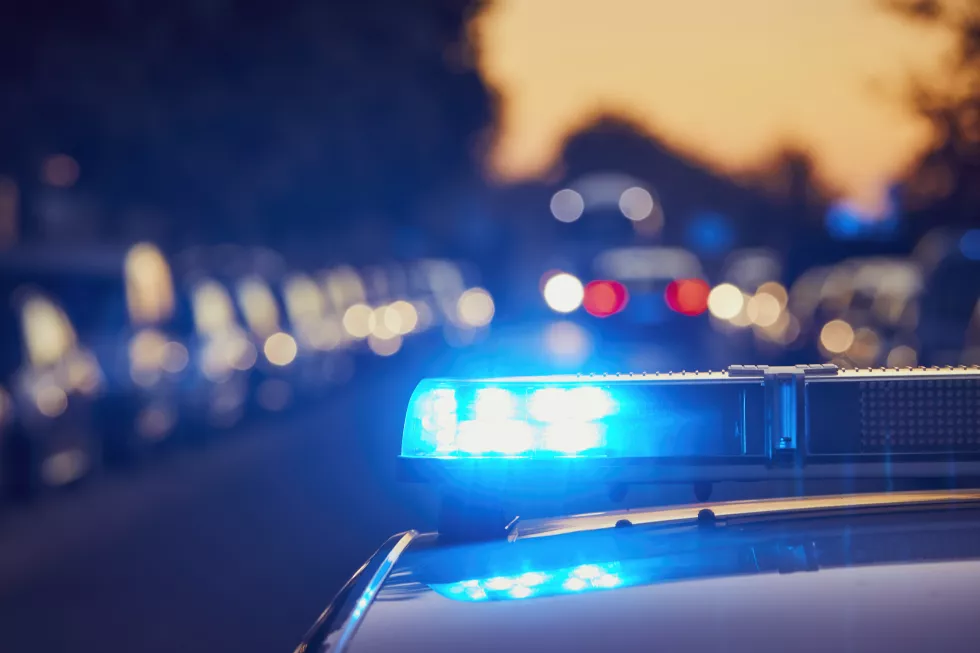 siren-light-roof-police-car-night-street-themes-crime-emergency-help