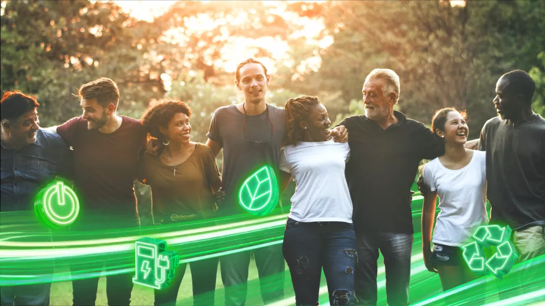 happiness-group-people-huddle-smiling-together