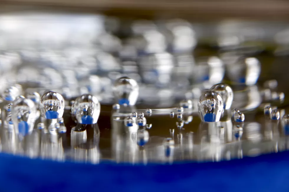 close-up-glass-object