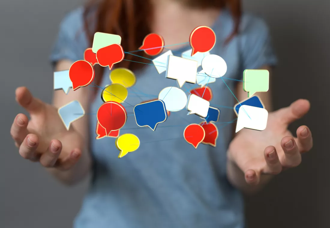 3d-illustration-speech-bubbles-chatting-boxes-hovering-womans-hands