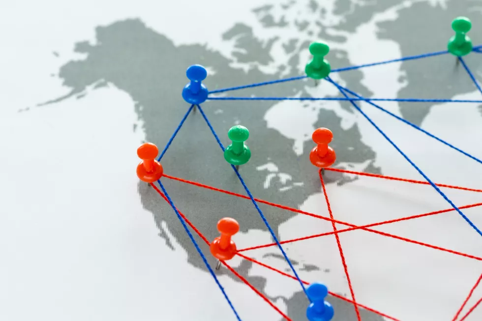 close-up-thumbtack-map