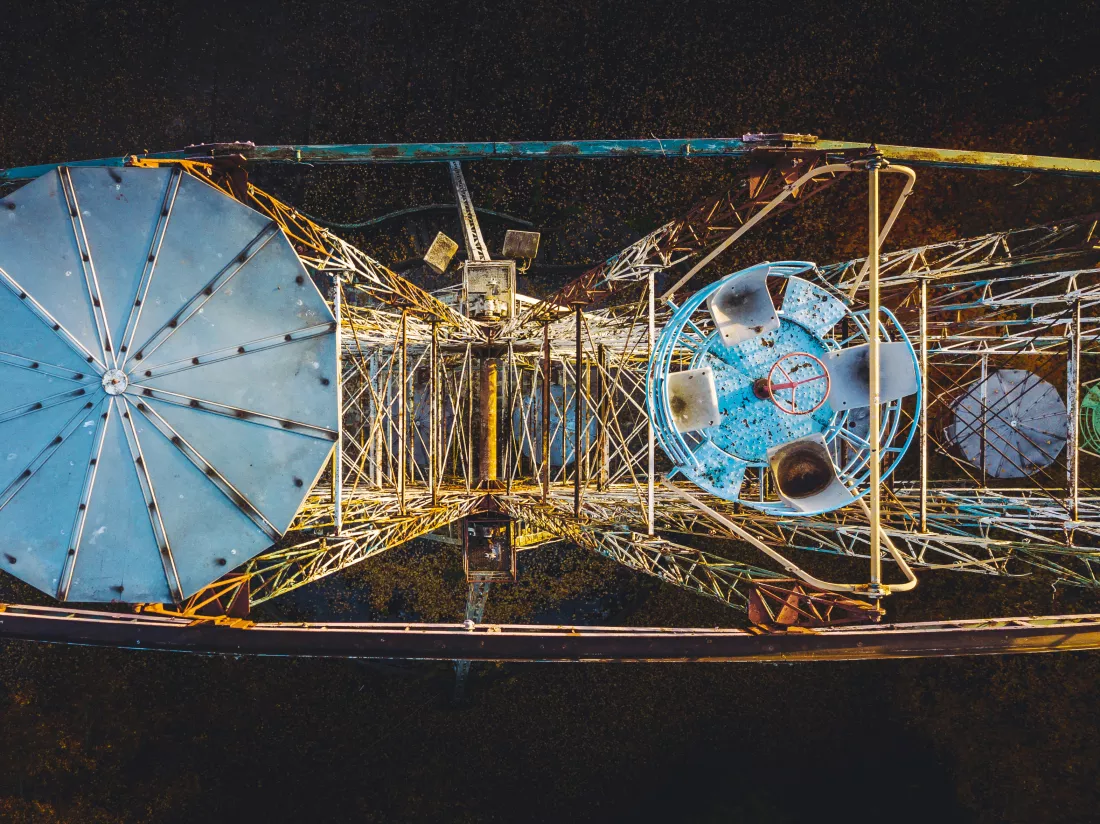 directly-shot-ferris-wheel